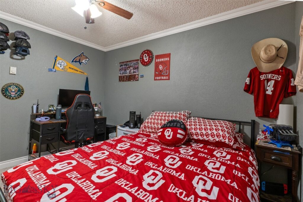 313 S Harrison Avenue, Townsend MT 59644