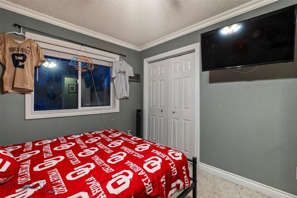 313 S Harrison Avenue, Townsend MT 59644