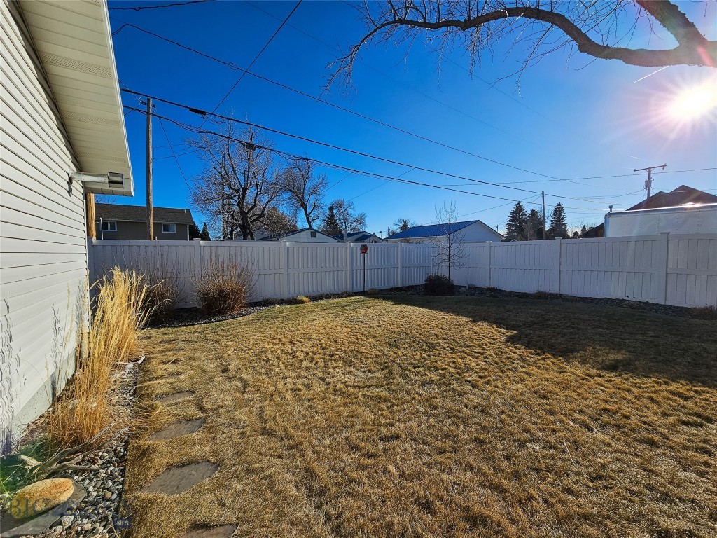 319 E 7th Avenue, Big Timber MT 59011