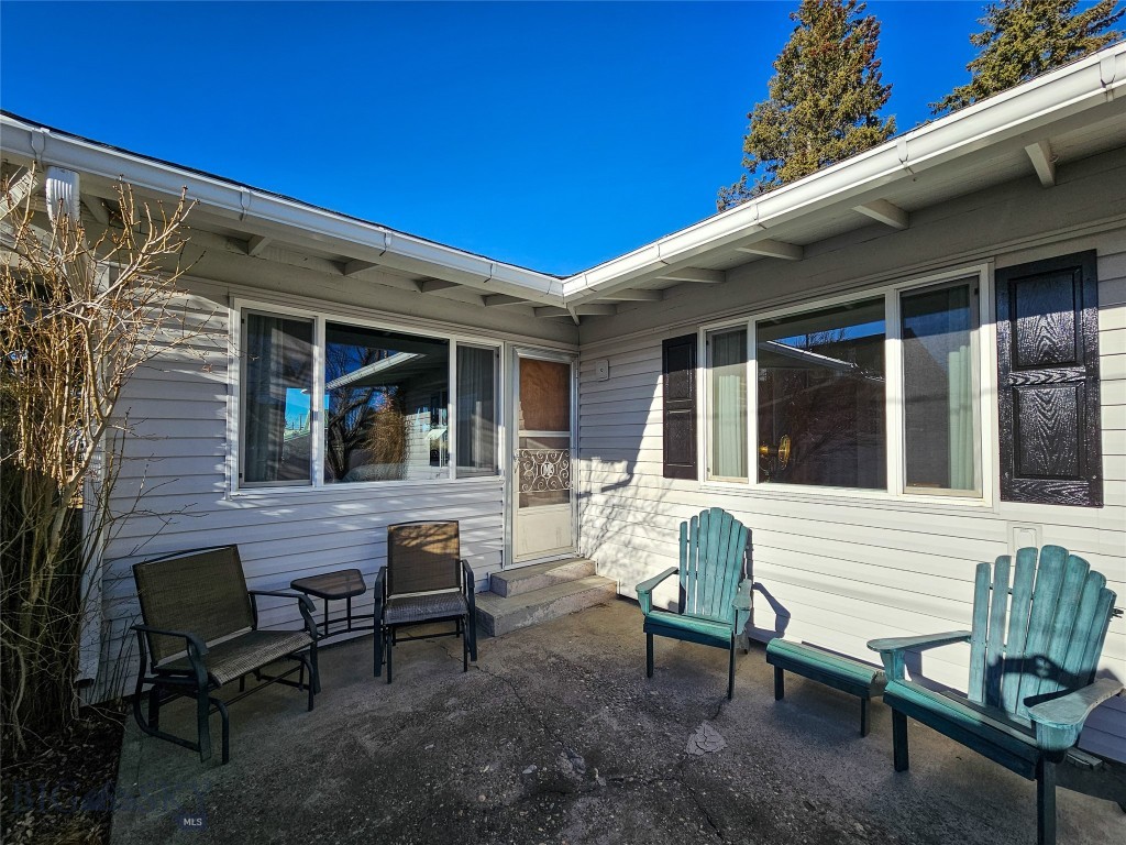 319 E 7th Avenue, Big Timber MT 59011