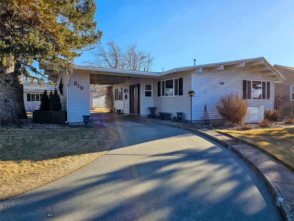 319 E 7th Avenue, Big Timber MT 59011