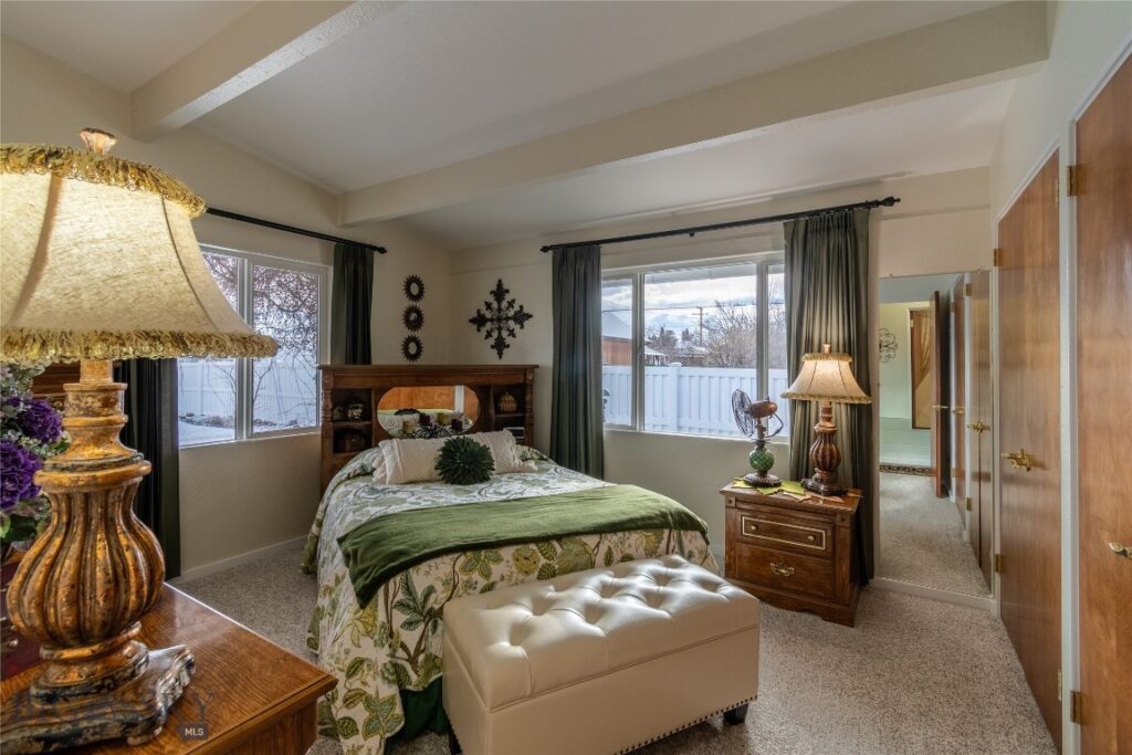 319 E 7th Avenue, Big Timber MT 59011