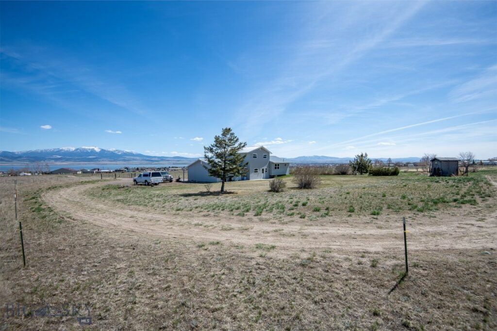 33 Valley Drive, Townsend MT 59644