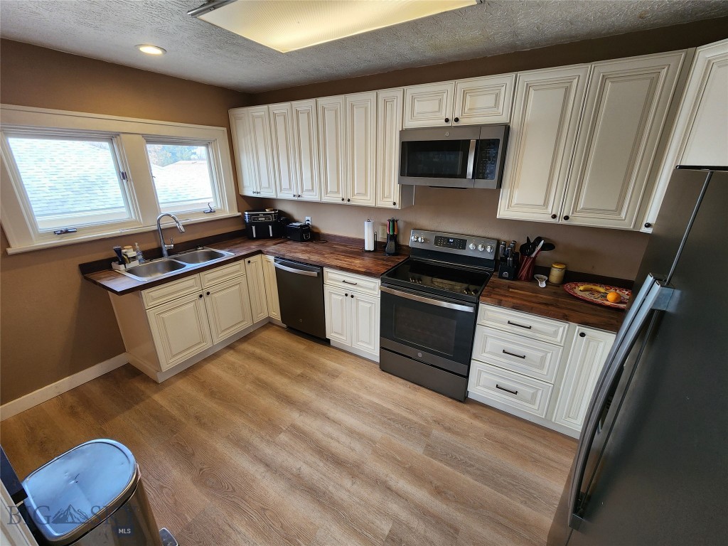 3301 1st Avenue N, Great Falls MT 59401