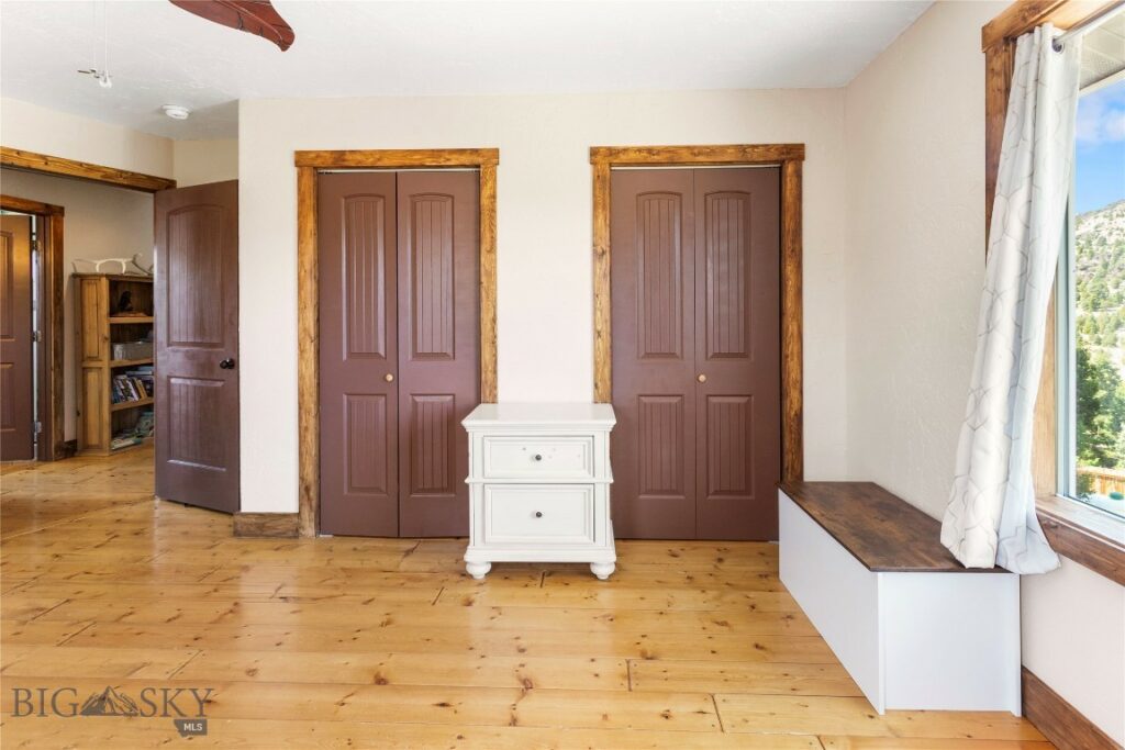 3337 Iris Ridge, Ramsay MT 59748