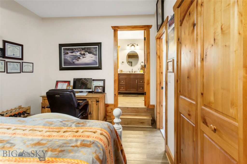 3337 Iris Ridge, Ramsay MT 59748