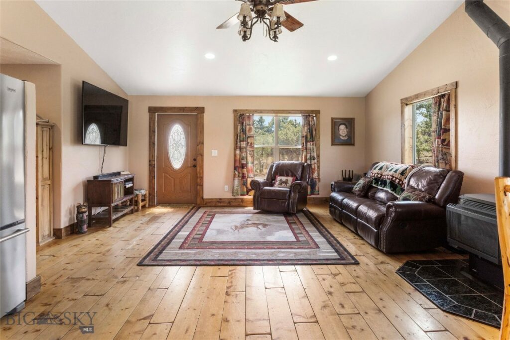 3337 Iris Ridge, Ramsay MT 59748