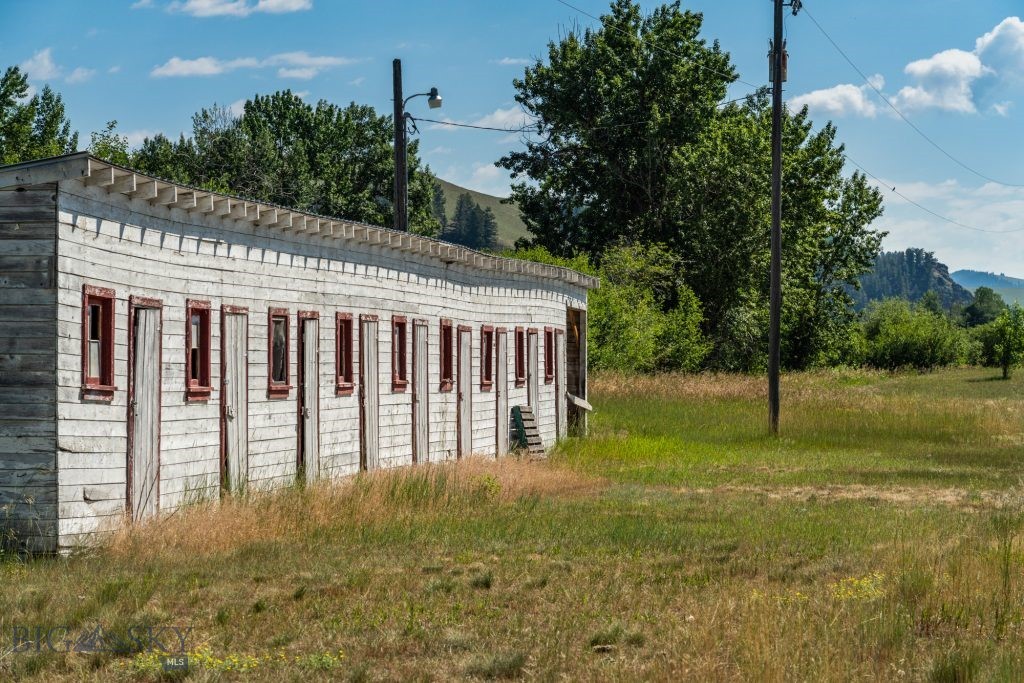 337 Echo Valley Campground Rd, Avon MT 59713