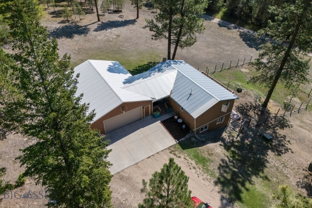 33900 Sheep Camp Road, Bonner MT 59823