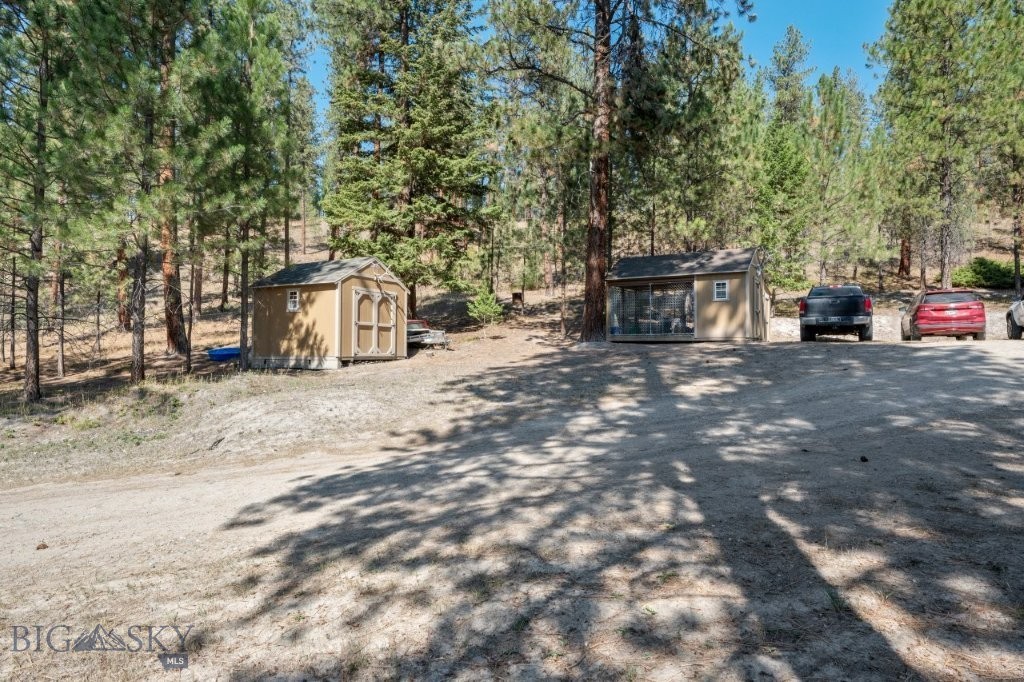 33900 Sheep Camp Road, Bonner MT 59823