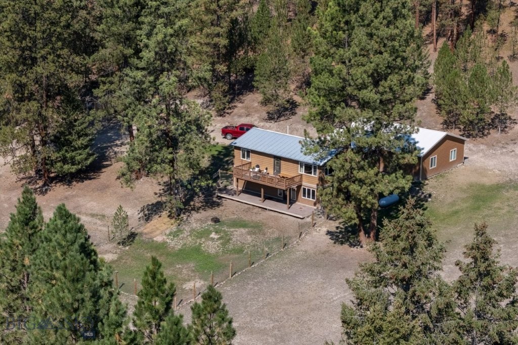 33900 Sheep Camp Road, Bonner MT 59823