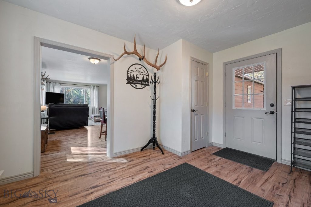 33900 Sheep Camp Road, Bonner MT 59823