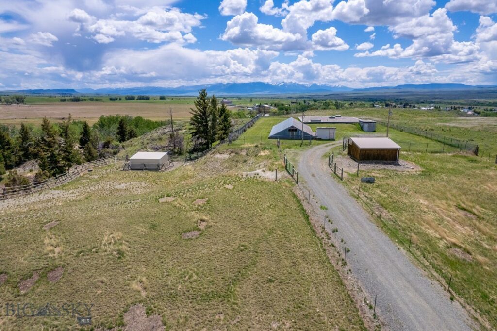 34 Cottonwood Bench Road, Wilsall MT 59086