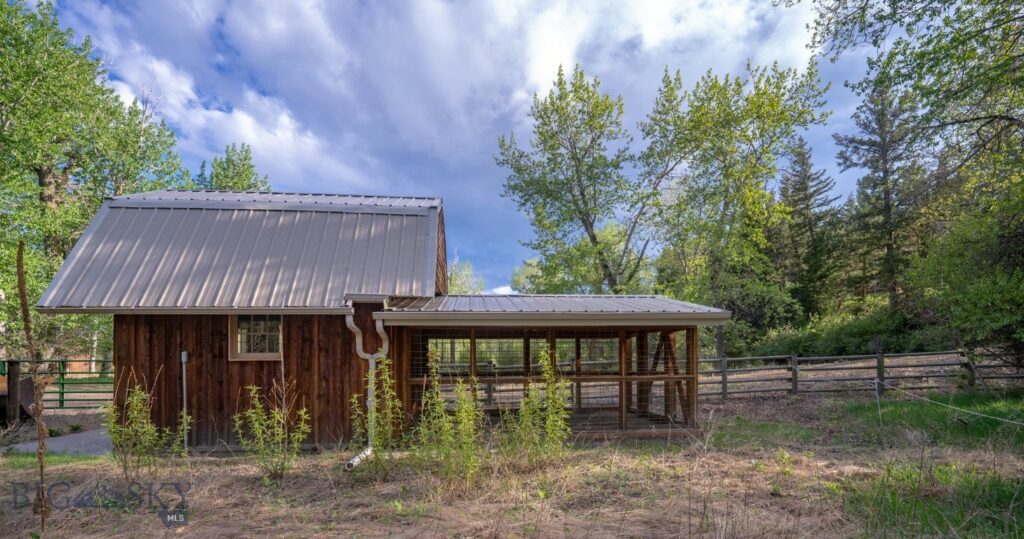 34 Cottonwood Bench Road, Wilsall MT 59086