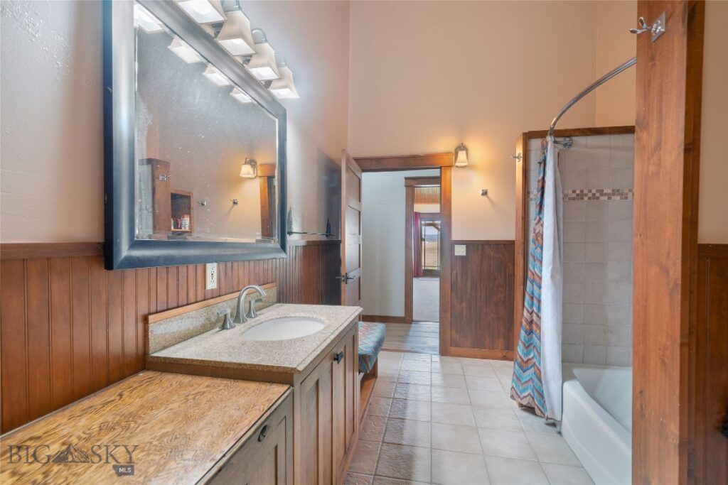 35 Halo Loop Trail, Ennis MT 59729