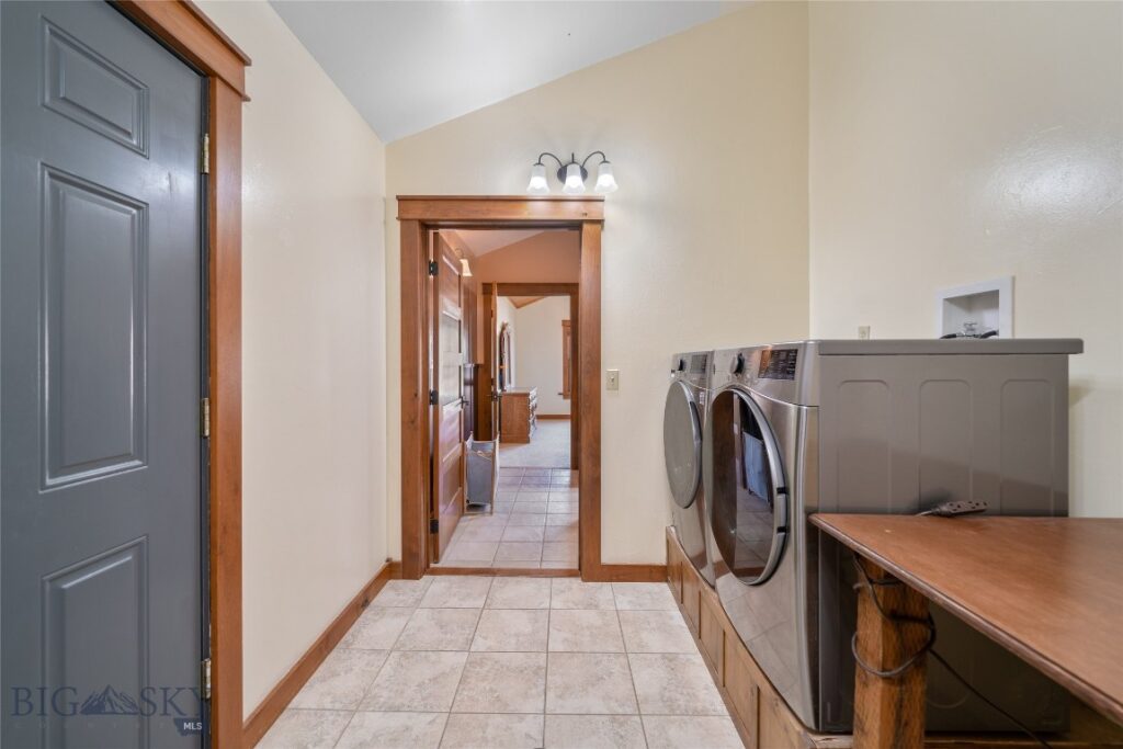 35 Halo Loop Trail, Ennis MT 59729