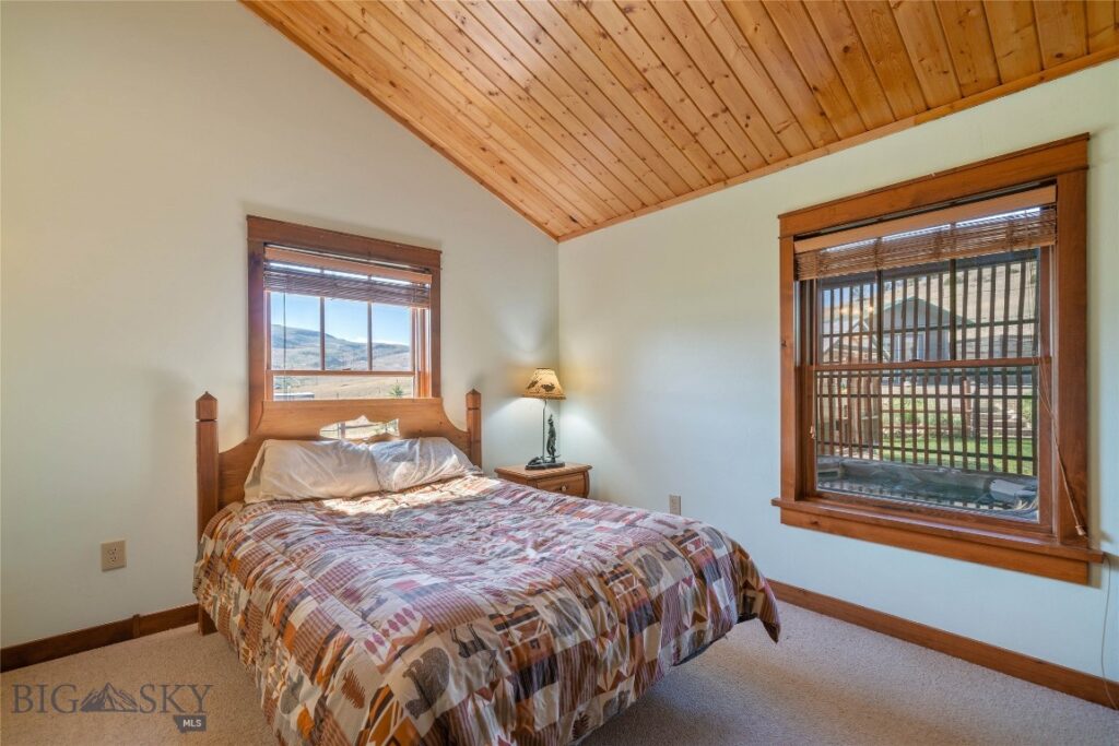 35 Halo Loop Trail, Ennis MT 59729