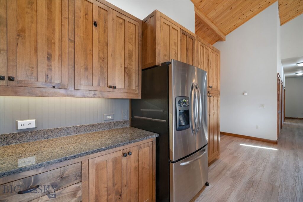 35 Halo Loop Trail, Ennis MT 59729