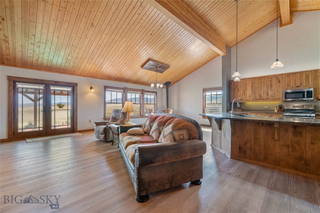 35 Halo Loop Trail, Ennis MT 59729