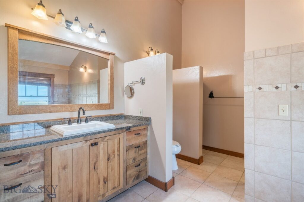 35 Halo Loop Trail, Ennis MT 59729