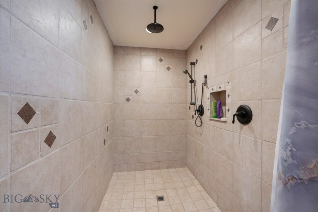 35 Halo Loop Trail, Ennis MT 59729