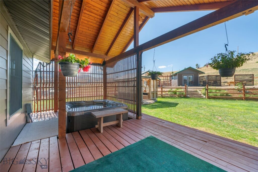 35 Halo Loop Trail, Ennis MT 59729