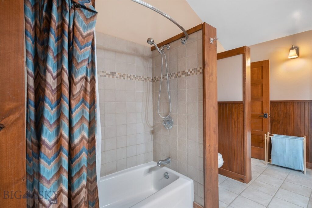 35 Halo Loop Trail, Ennis MT 59729