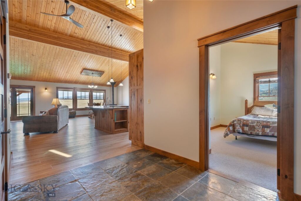 35 Halo Loop Trail, Ennis MT 59729
