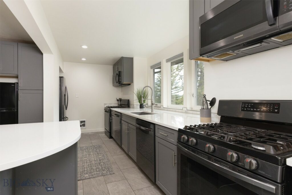 35 Northfork Road, Big Sky MT 59716