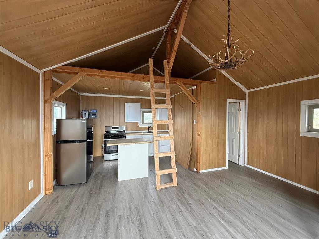 357 Pole Gulch Road, Three Forks MT 59752