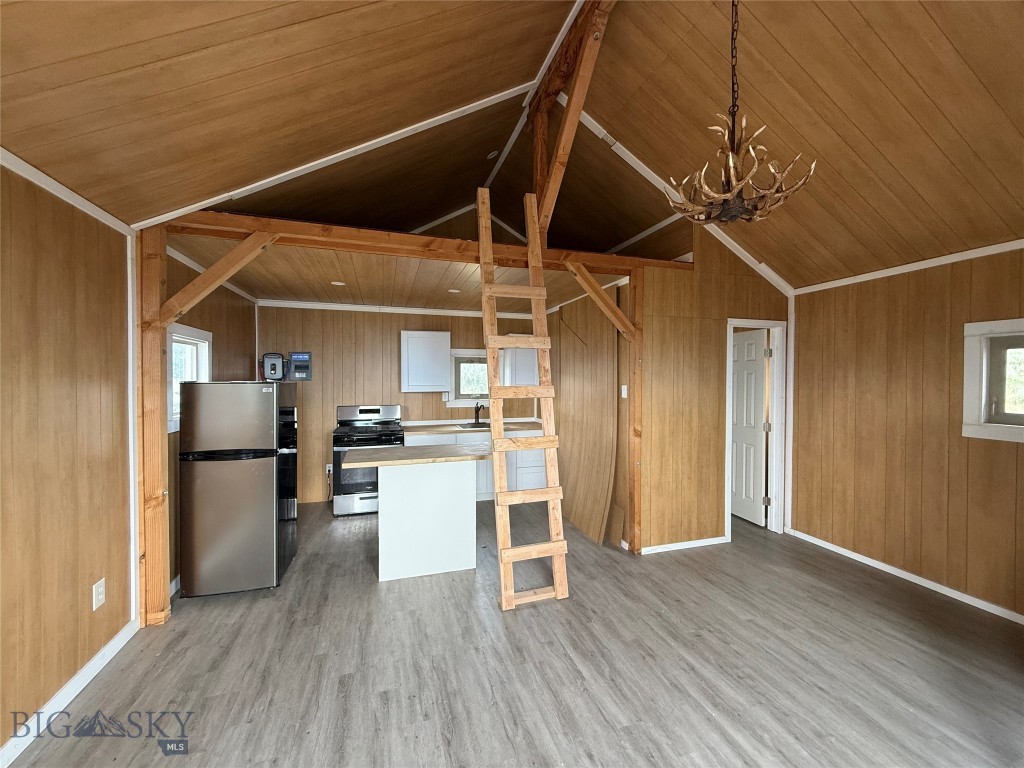 357 Pole Gulch Road, Three Forks MT 59752