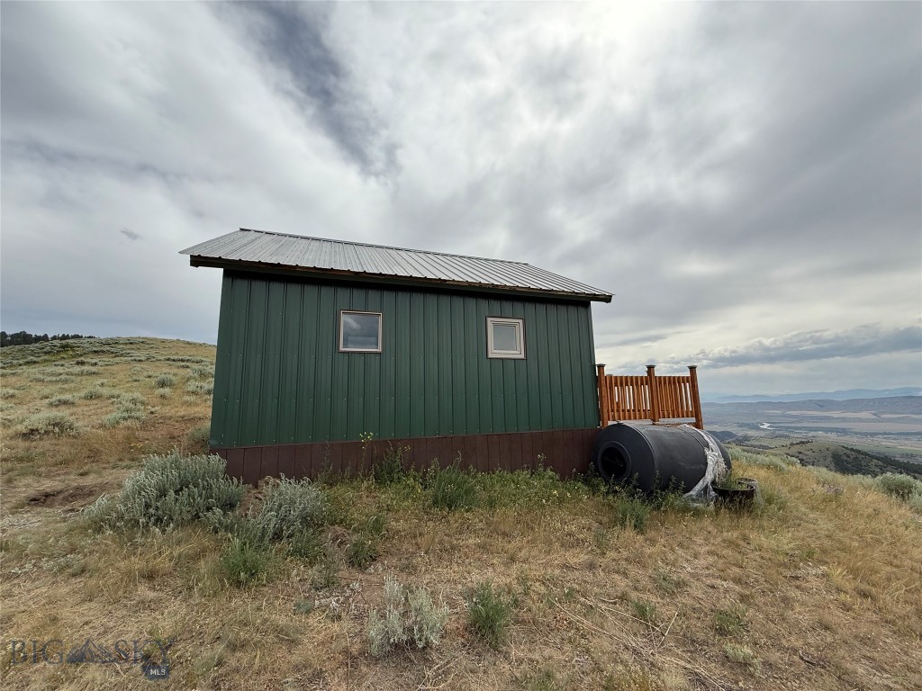 357 Pole Gulch Road, Three Forks MT 59752