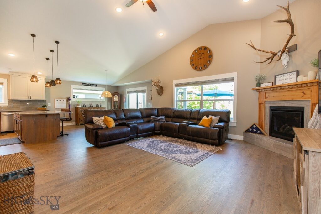 358 Pioneer Crossing Blvd, Manhattan MT 59741