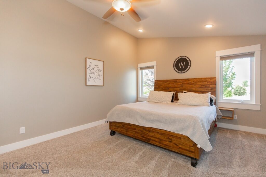 358 Pioneer Crossing Blvd, Manhattan MT 59741