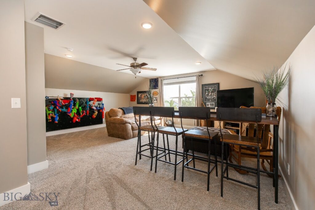 358 Pioneer Crossing Blvd, Manhattan MT 59741