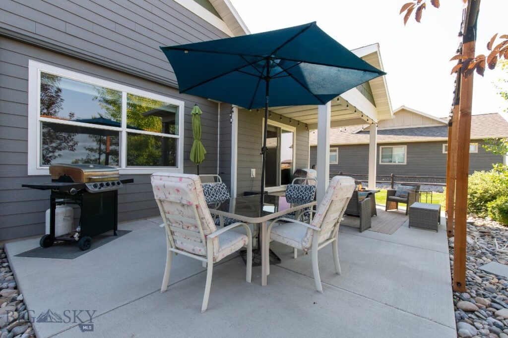 358 Pioneer Crossing Blvd, Manhattan MT 59741