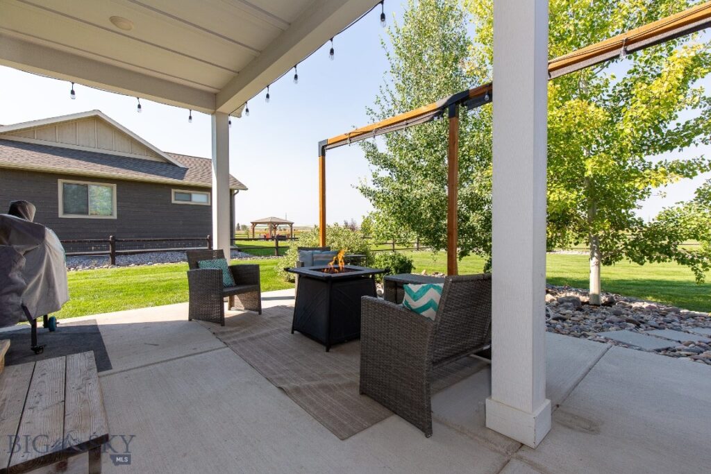 358 Pioneer Crossing Blvd, Manhattan MT 59741