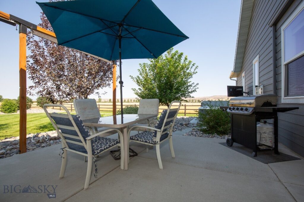 358 Pioneer Crossing Blvd, Manhattan MT 59741