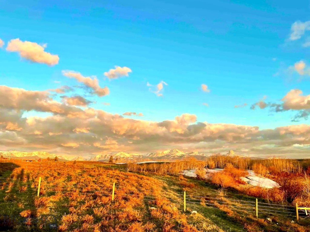 36 S Shore Road, Babb MT 59411