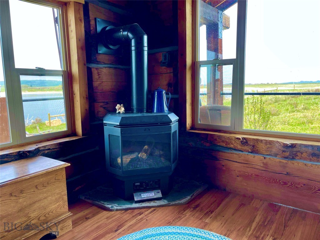 36 S Shore Road, Babb MT 59411