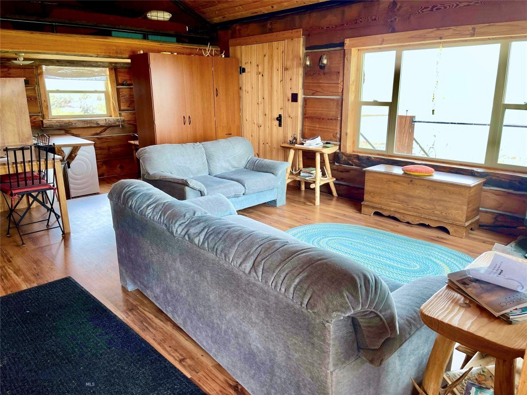 36 S Shore Road, Babb MT 59411