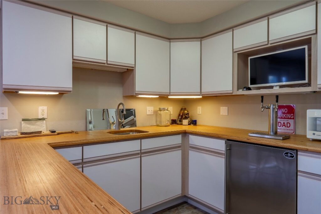 36 Kindsfather Drive, Livingston MT 59047