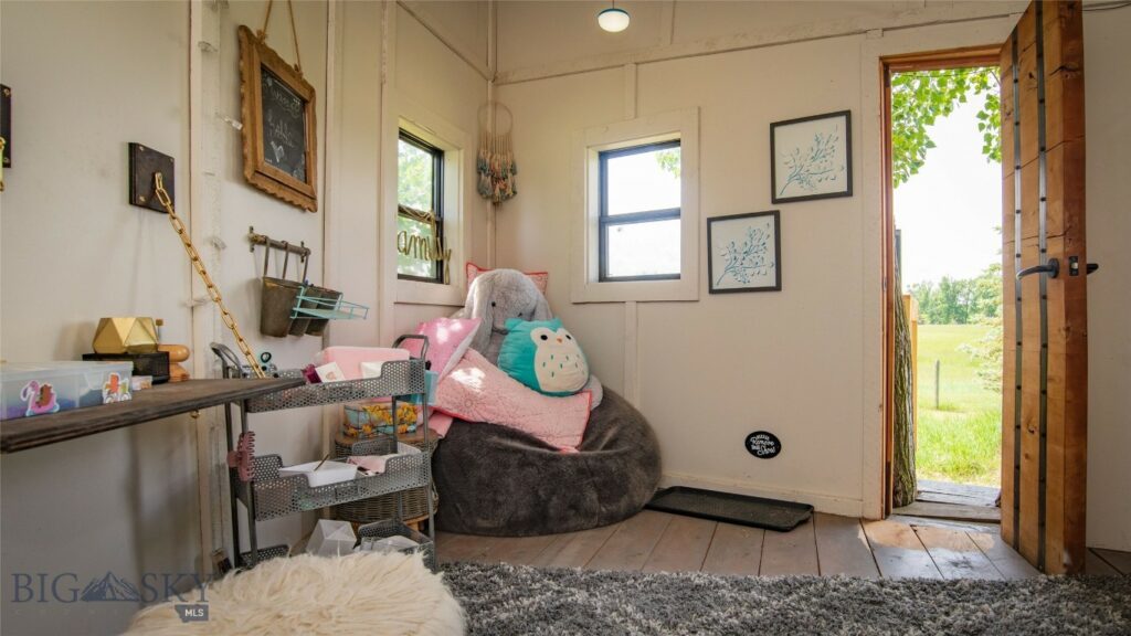 3640 Jagar Lane, Bozeman MT 59718