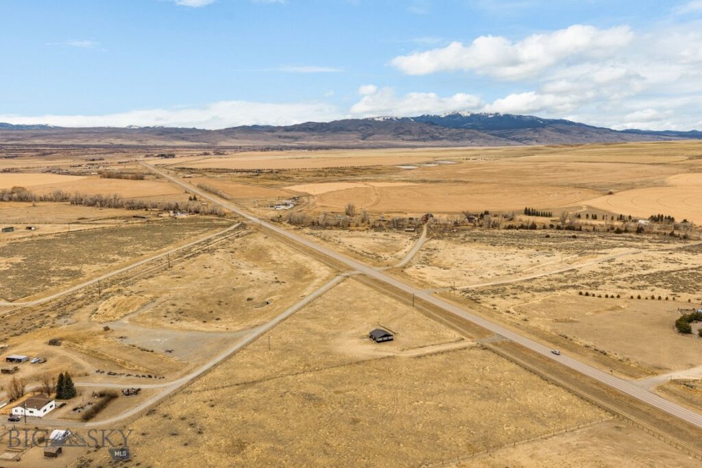 3683 MT Hwy 287 E, Sheridan MT 59749