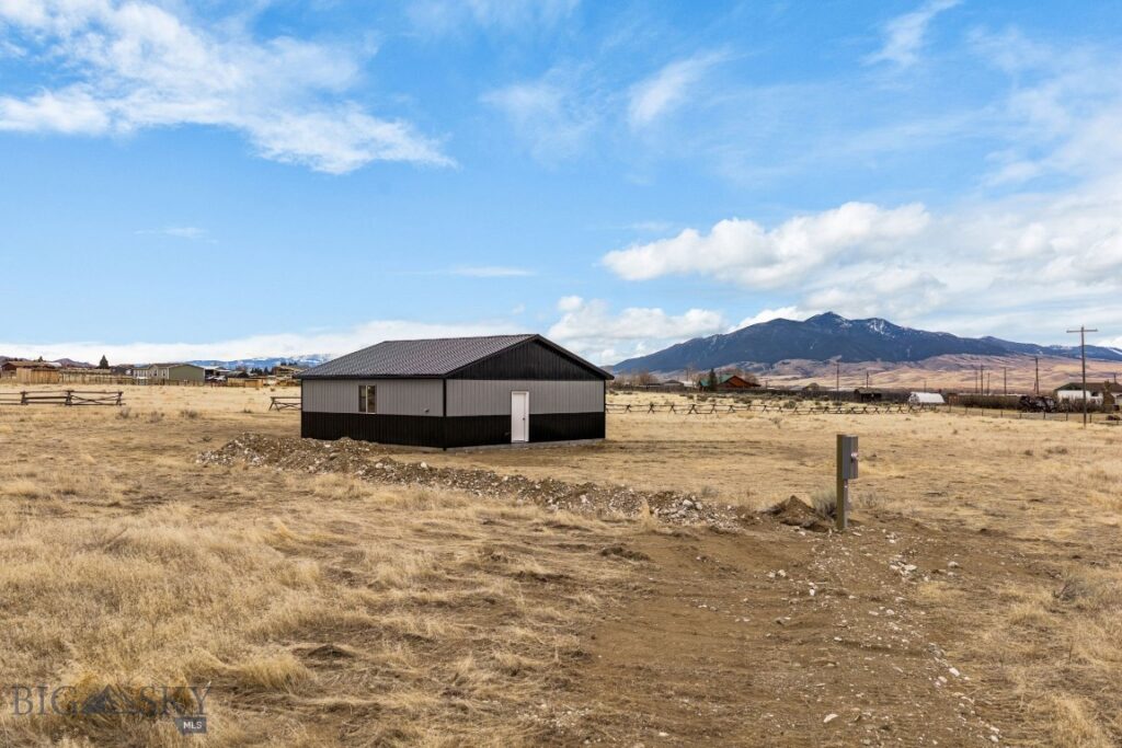 3683 MT Hwy 287 E, Sheridan MT 59749