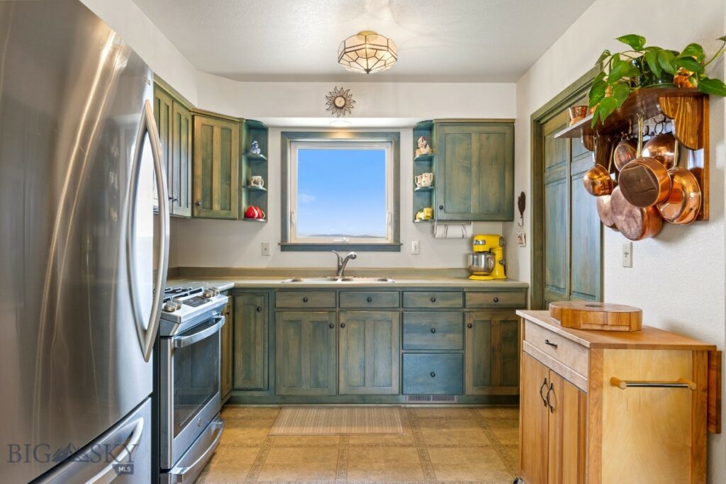 37 Bridger Meadow Lane, Pray MT 59065