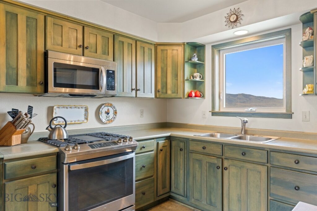 37 Bridger Meadow Lane, Pray MT 59065