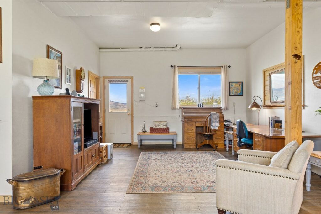 37 Bridger Meadow Lane, Pray MT 59065