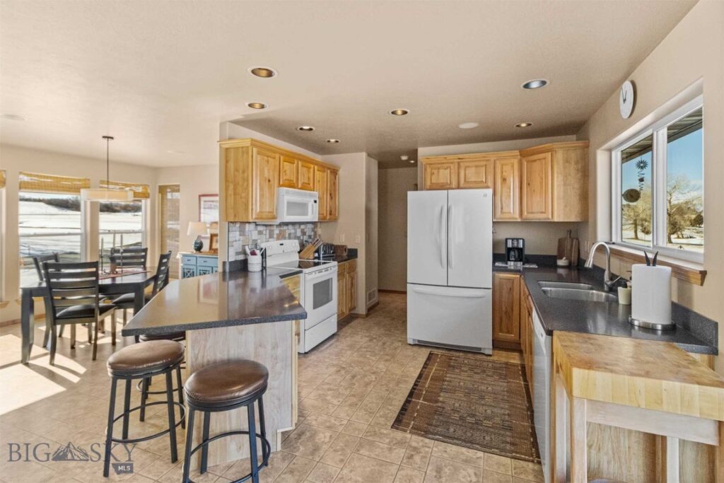 37 Missouri View Loop, Toston MT 59643