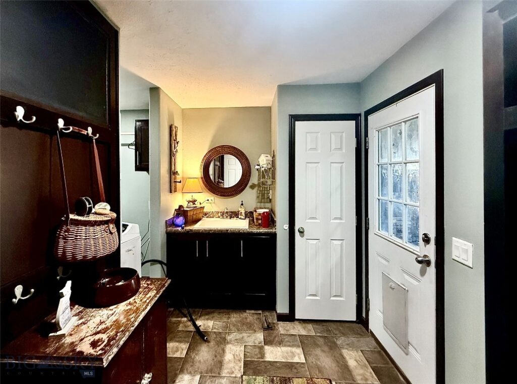 37 Norwegian Creek Road, Harrison MT 59735